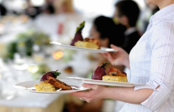 The Rise of Local-Focused Dining Programs in Today’s Workplaces